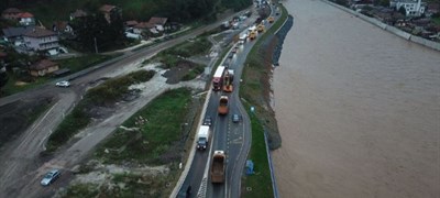 Turske firme koje grade Koridor Vc uputile konvoj mehanizacije u Jablanicu