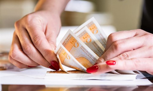 Krediti u BiH dostigli godišnju stopu rasta od 10 posto