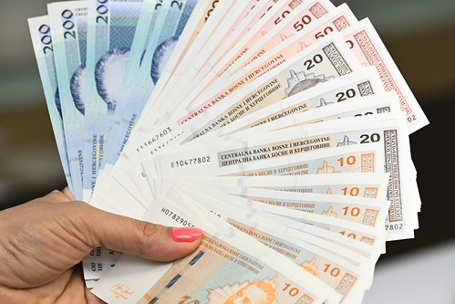 RS se zadužila trezorskim zapisima za 19,9 miliona KM
