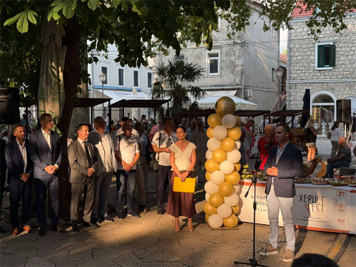 Cijenjeni vinski stručnjak  MW Rod Smit promovisat će vinsku ponudu BiH