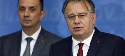 Vučić obećao Nikšiću da će ukinuti zabranu isporuke baruta Igmanu