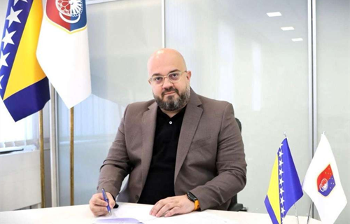 Kanton Sarajevo nabavlja 25 novih vozila, autobusa i minibusa