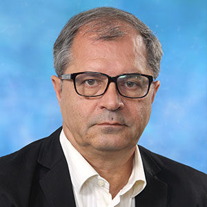 Država skupa i neefikasna, građani plaćaju i opstrukcije i nerad