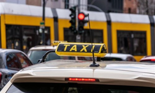 Bh. taksisti ujedinjeni protiv nelegalnog prijevoza