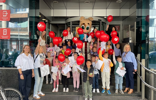 Uz edukaciju najmlađih i nagrade za povjerenje štedišama, UniCredit...