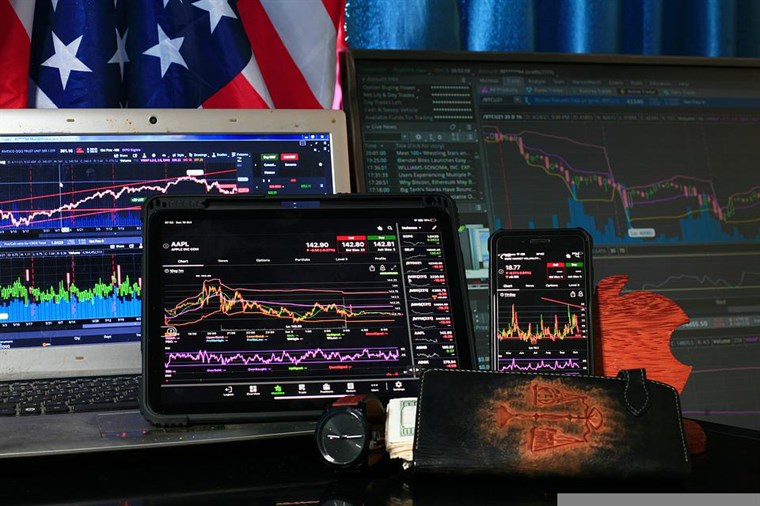 Promet dionicama ASA Banke i Klasa