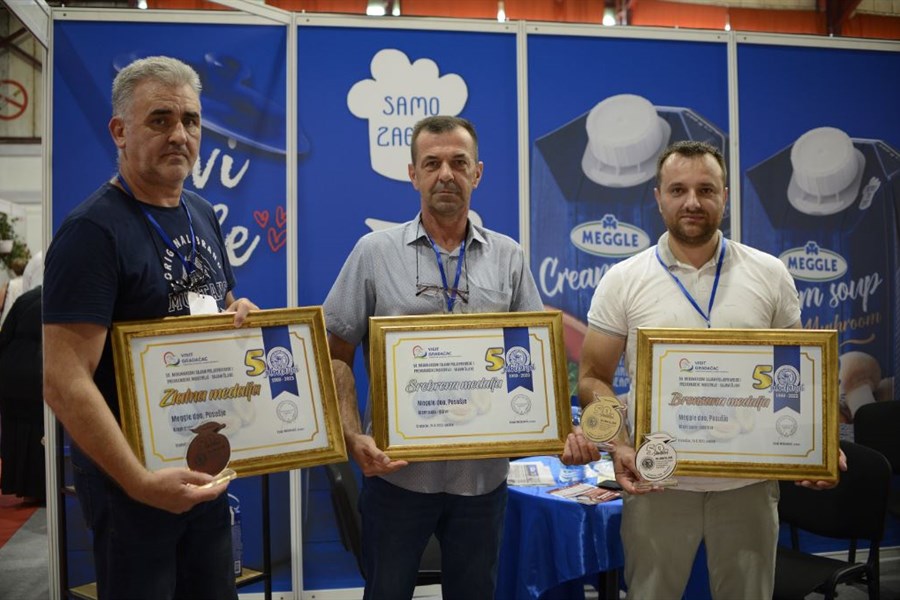 Dodijeljene medalje za kvalitet na Sajmu šljive