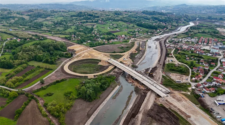 Nova dionica autoceste kod Tešnja uskoro će biti otvorena za promet