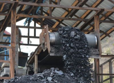 Uprava rudnika i EP BiH osigurali platu: Prekinut štrajk u RMU Kakanj