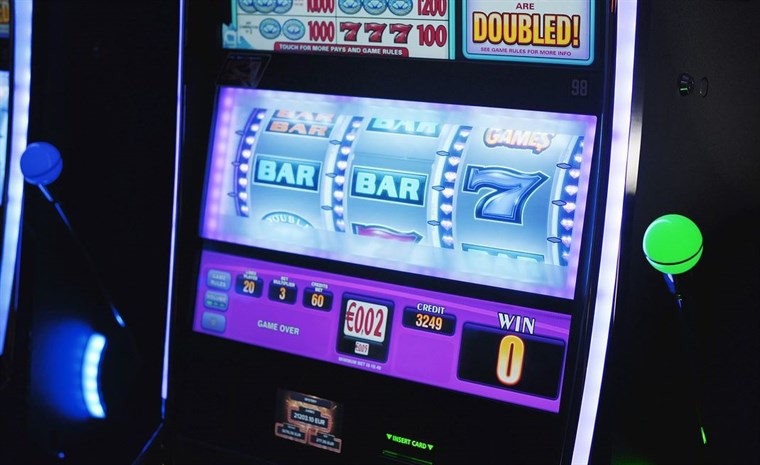 Tuzla uvodi posebne naknade za igre na sreću, olakšica za muziku uživo