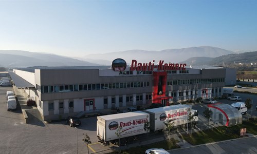 Dauti Komercu odobreno korišćenje carinskog postupka uvoza za...