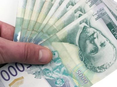 Prosječna neto plata u Srbiji premašila 1.000 eura