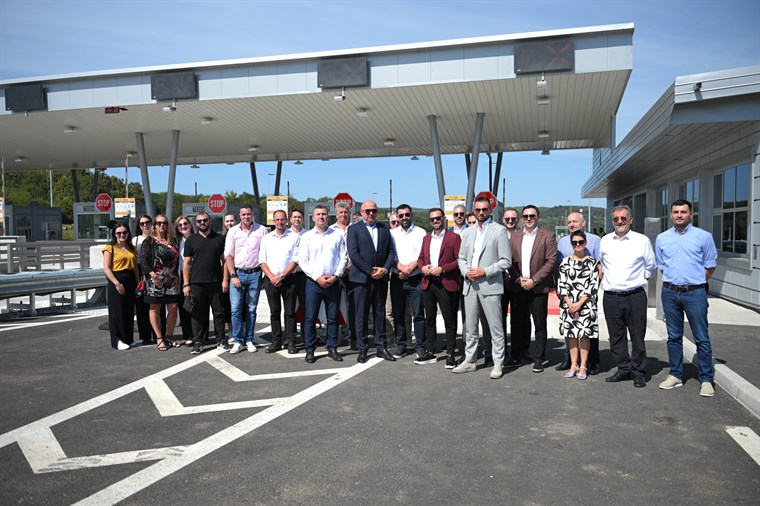 Obilježeno puštanje u promet 7 kilometara autoceste
