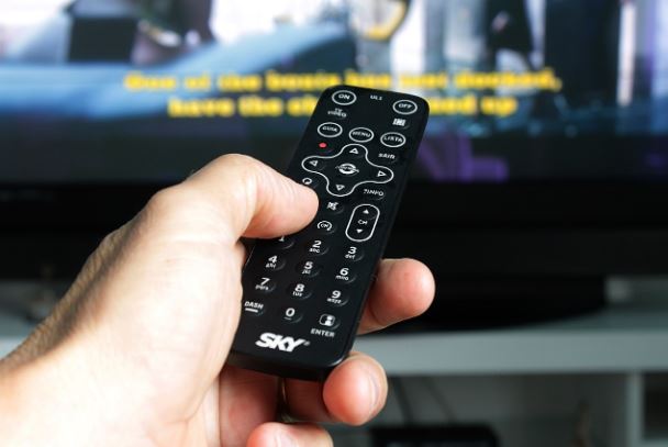 UNA TV se gasi zbog američkih sankcija