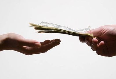 Izglasana isplata plata u gotovini