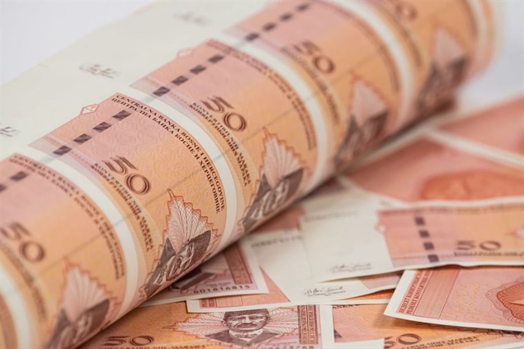 Dvije aukcije u jednom danu: RS se obveznicama zadužila za 120,3 miliona KM