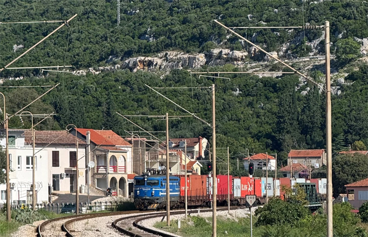 ENNA pokrenula kontejnerski željeznički promet od Ploča preko BiH do Beograda