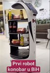 Prvi roboti konobari u BiH poslužuju goste u Derventi