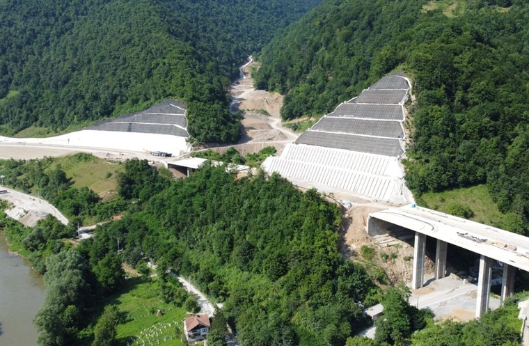 Odgođeno otvaranje dionice autoceste s najdužim tunelom u FBiH