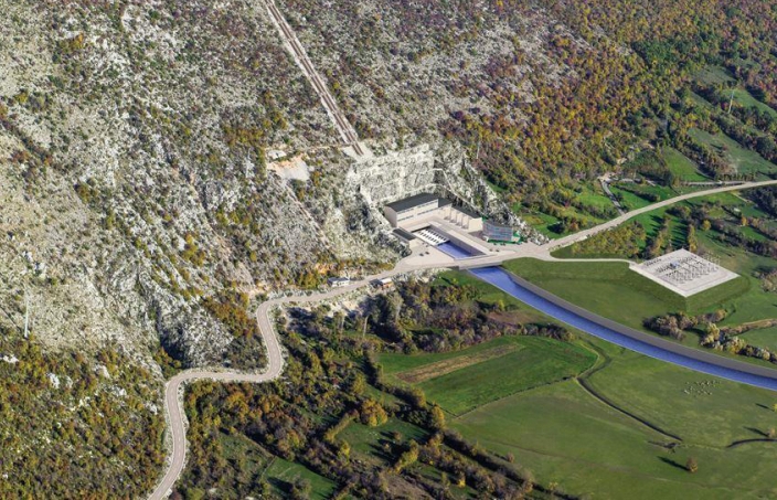 Probijen tunel dug 12,1 kilometar