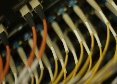 Telekom Srbija i Mtel unapređuju optičku rutu između Srbije i BiH