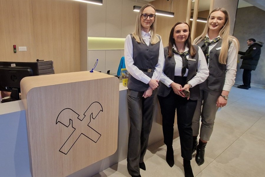 Poslovnica Raiffeisen banke u Banjaluci otvorila vrata u potpuno...