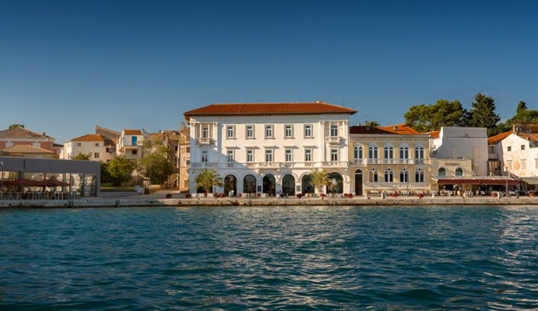 Hotel s pet zvjezdica i prvi restoran Ane Roš otvoreni u Poreču