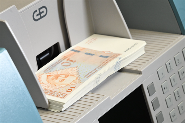 Pad dobiti mikrokreditnih društava više od 20 posto