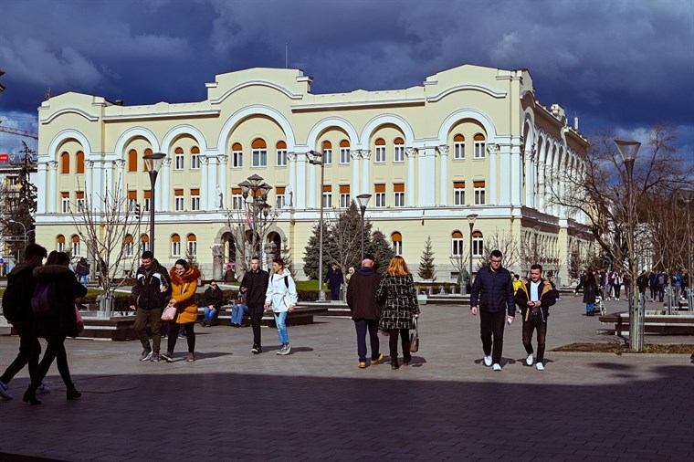 Banjaluka dodjeljuje besplatne placeve mladim bračnim parovima