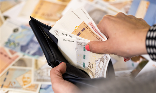 Prosječna plata u Federaciji BiH 1.643 KM