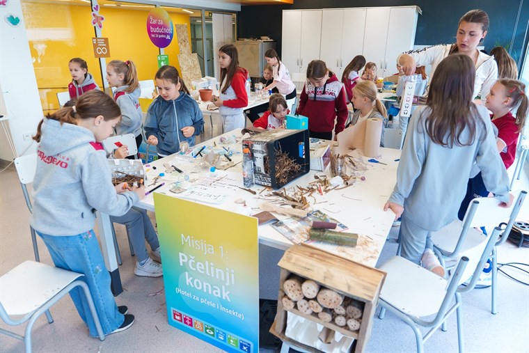 Kroz igru i učenje: dm obilježio Dan planete Zemlje