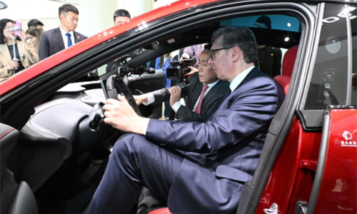Vučić: Ponudio sam Xiaomiju najbolje subvencije za otvaranje tvornice...