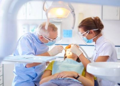 Slovenski fond preuzima polovinu hrvatske Adria Dental Grupe