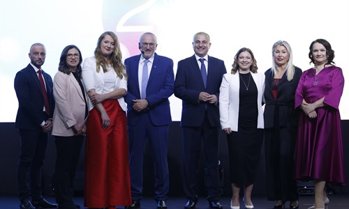 Dvije decenije uz kupce i zajednicu: dm slavi 20 godina poslovanja u BiH