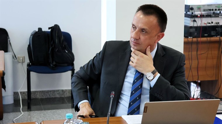 Lakić: Većinski vlasnici Nove Željezare odbili rješenja Vlade FBiH