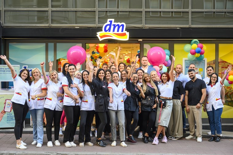 Preuređena dm trgovina na Koševu ponovo otvorila vrata kupcima