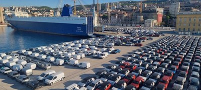 Prva velika pošiljka kineskih automobila stigla u luku Rijeka
