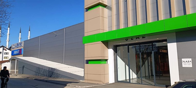 Islamska zajednica otvorila šoping centar u Sanskom Mostu